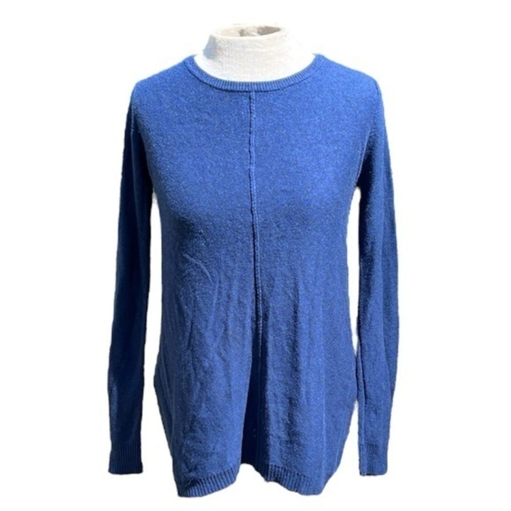 Joan Vass Studio women’s long sleeve sweater crew neck, size small, color blue